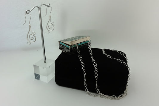 silver infinity chain,