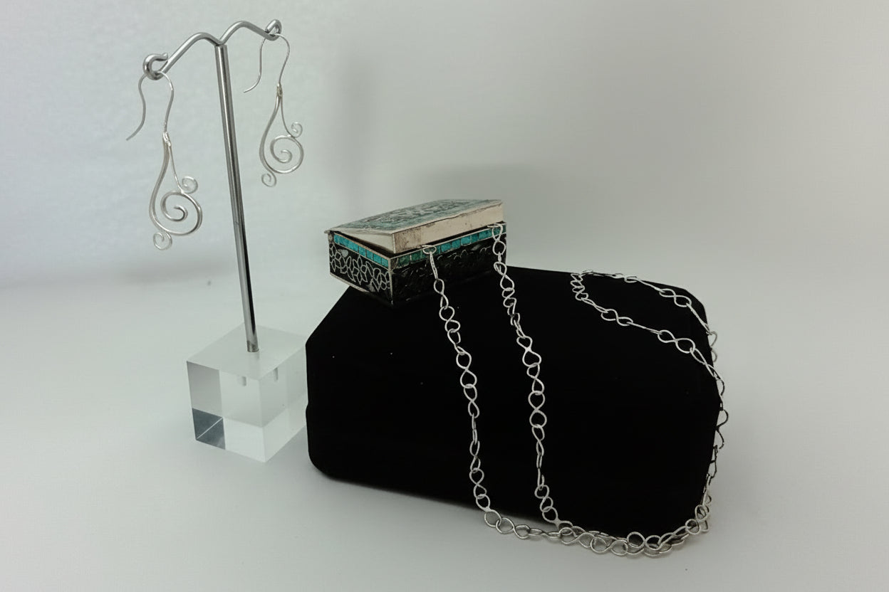 silver infinity chain, 